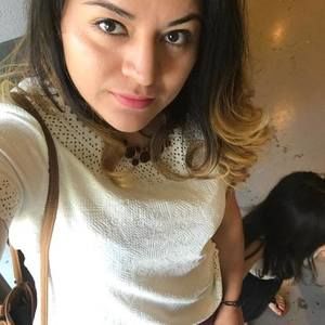 Meet your Posher, Wendy yan